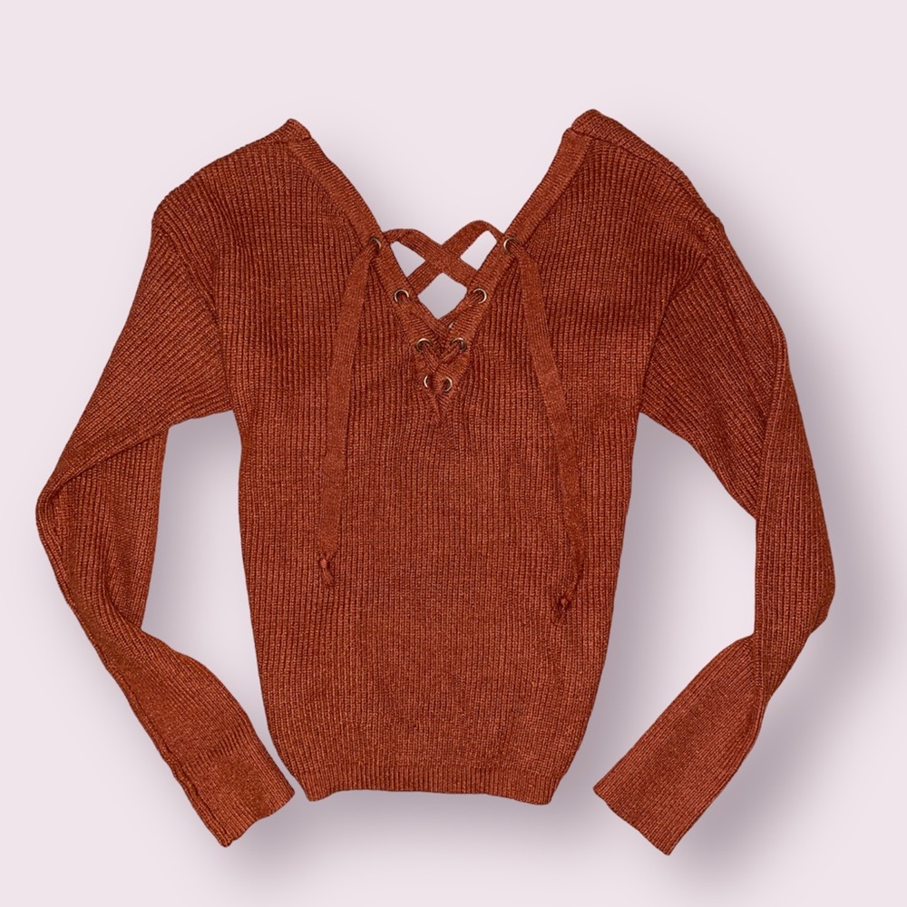 Burnt orange sweater 🧡